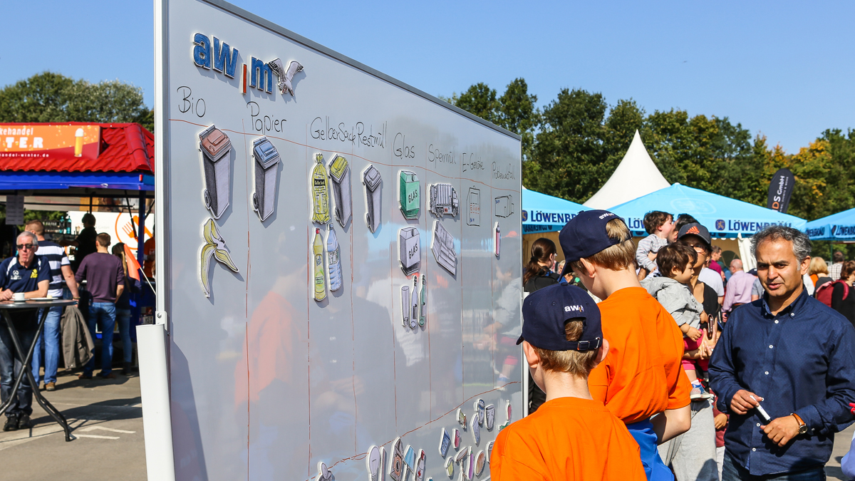 X-und-Y-Design-Abfall-Wirtschaftsbetriebe-Muenster-Tag-der-offenen-Tuer-7438 X und Y Design Abfall Wirtschaftsbetriebe Muenster Tag der offenen Tuer